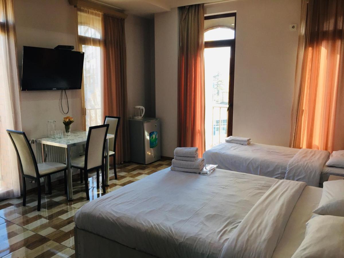 Hotel Tourist تبليسي المظهر الخارجي الصورة