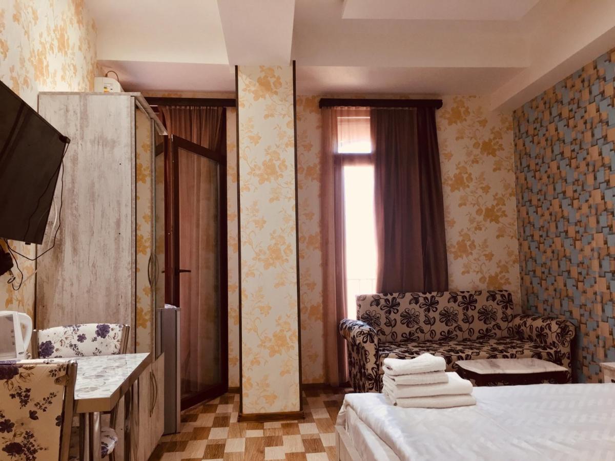 Hotel Tourist تبليسي المظهر الخارجي الصورة